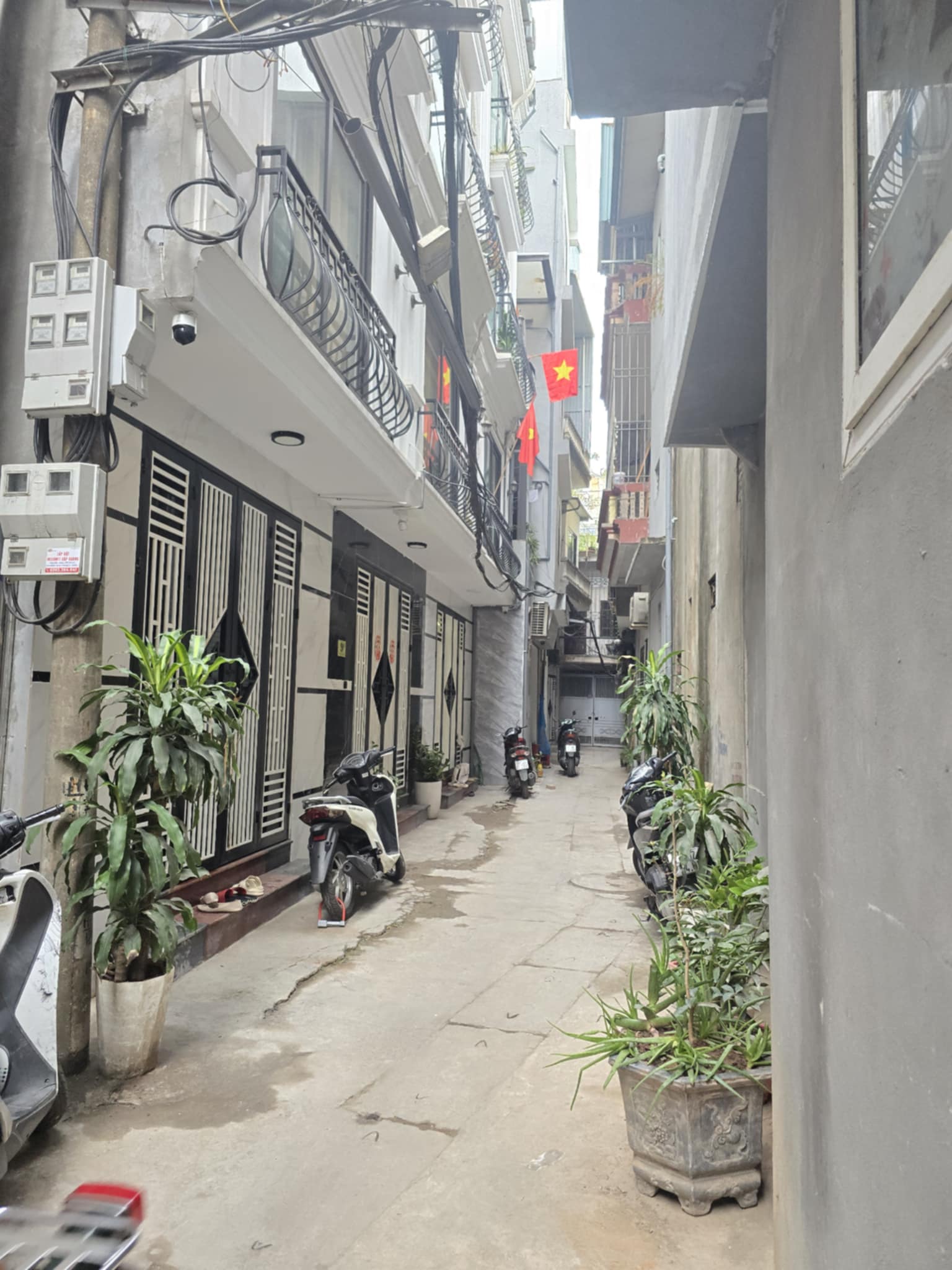 Hai Bà Trưng, ở ngay, sổ riêng, nhỏ tiền